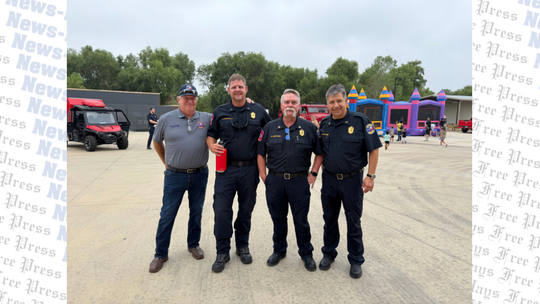 Buda residents, firefighters celebrate new fire station