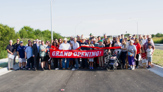 City of Kyle celebrates extension of Marketplace Ave.