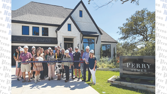 Perry Homes celebrates ribbon cutting at Creek of Driftwood