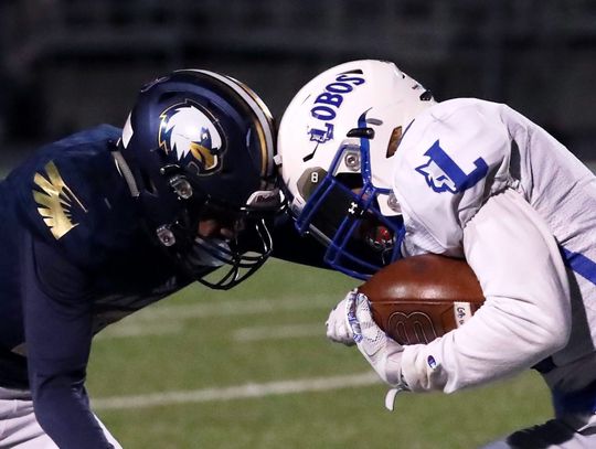 Akins tops Lehman 40-28 in season finale