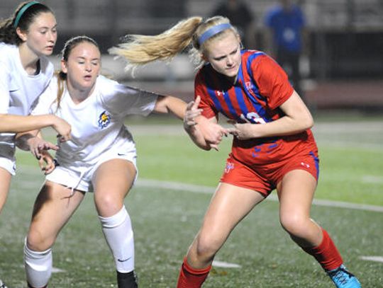 Anderson outlasts Hays 3-1 
