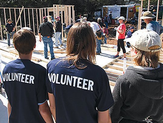 Area nonprofit volunteer opportunities