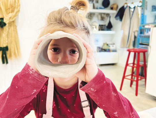 Art nonprofit supports children's education