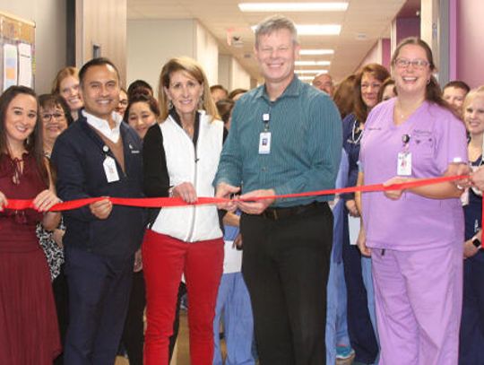 Ascension Seton cuts ribbon on new maternity unit