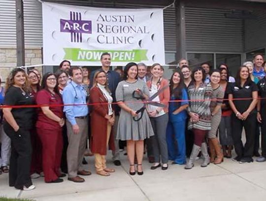 Austin Regional Clinic cuts ribbon on Buda campus
