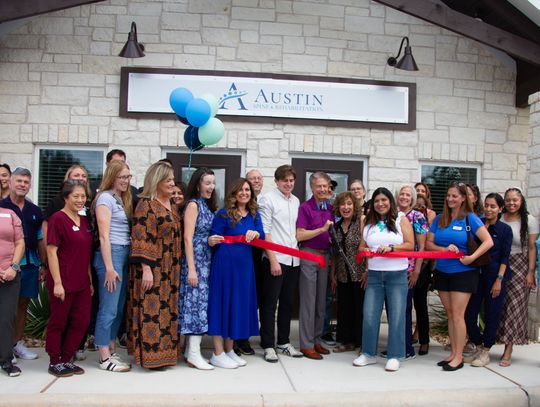 Austin Spine & Rehab celebrates new location in Buda