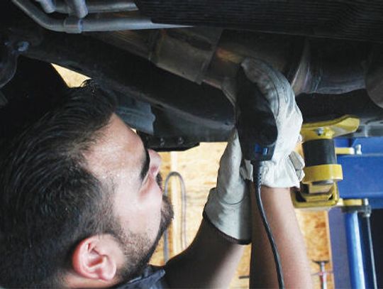 Auto shop aims to deter theft