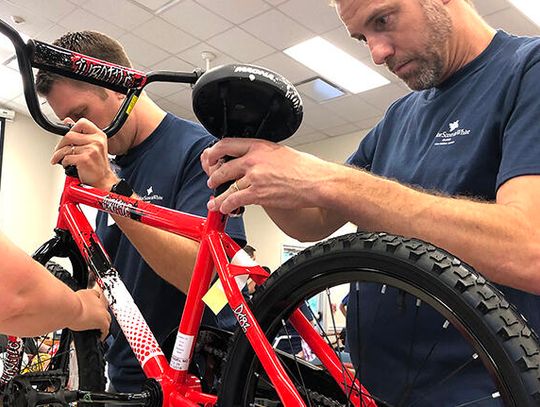 Bicycles donated to children’s home in Buda
