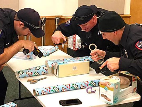 Buda PD spreads holiday cheer
