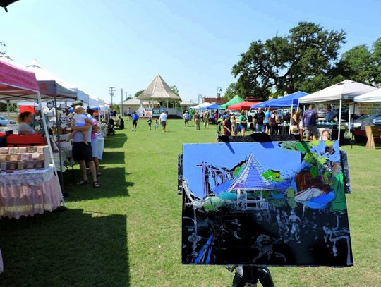 Buda's Market in the Park will resume starting October