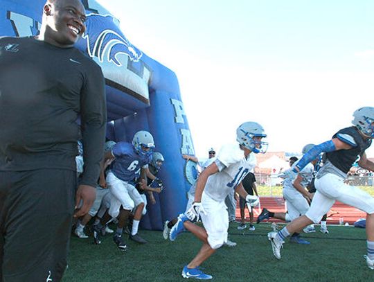 Changing the culture: Lobos show new mindset at annual scrimmage