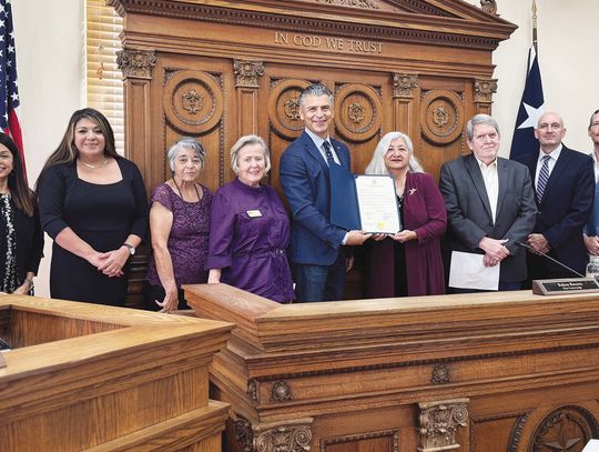 Commissioners proclaim Mediation Awareness Month