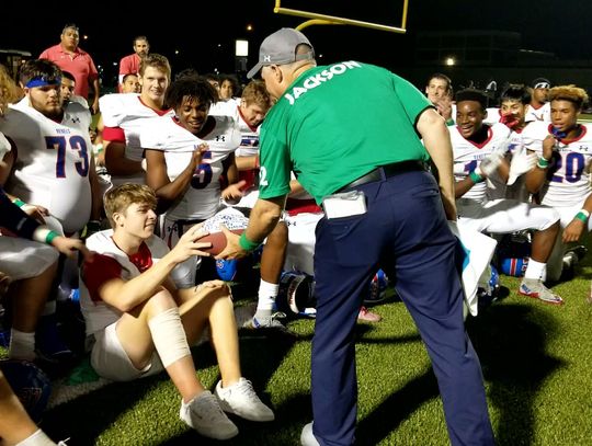 Community goes green for Hays High student