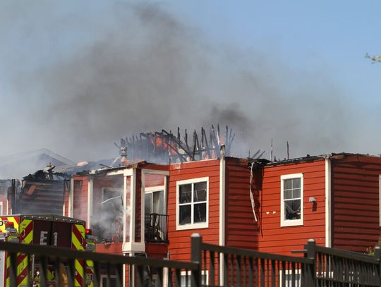 Crews battle major fire at apartment complex near Yarrington Road