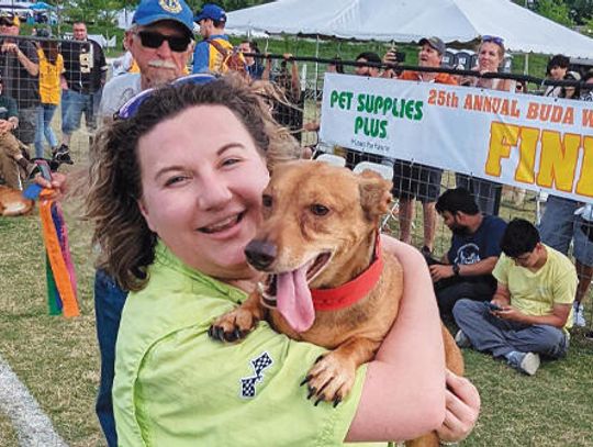 Dachshunds hit the track: Buda Wiener Dog Race crowns champ