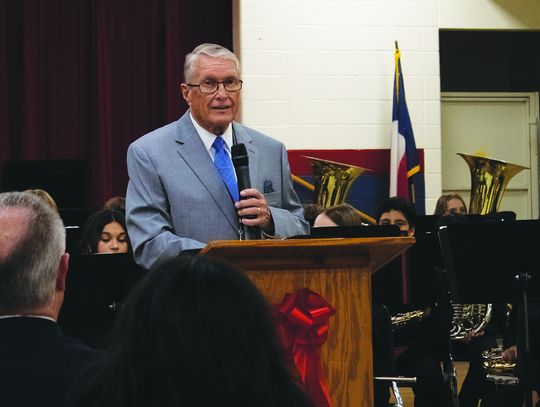 Dahlstrom hits high note with fine arts dedication