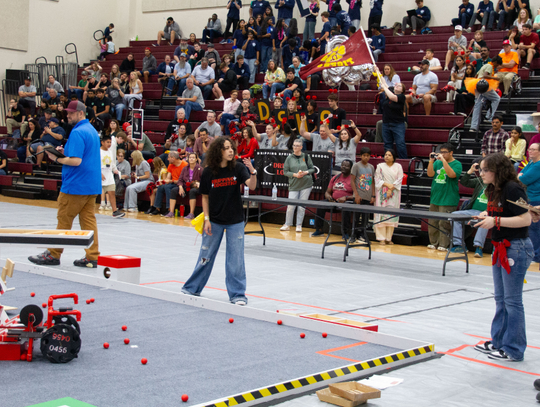 Dripping Logistics robotics team headed to state
