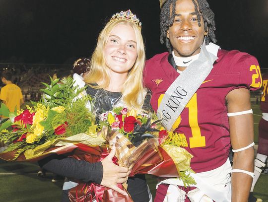 Dripping Spring High School crowns Homecoming king, queen