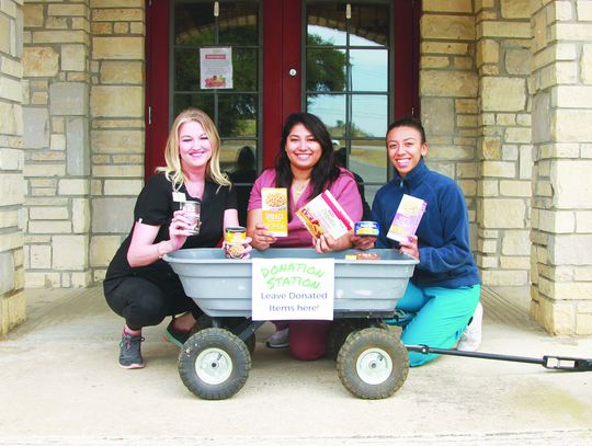 Dripping Springs Animal Hospital hosts food drive