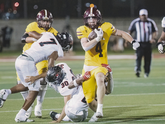 Dripping Springs Tigers outlast Bowie Bulldogs