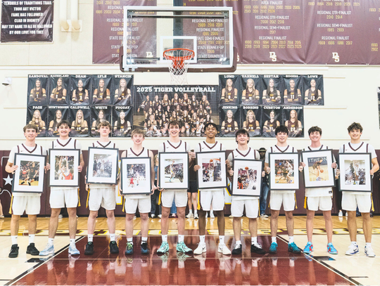 Dripping Springs Tigers play final game of basketball season