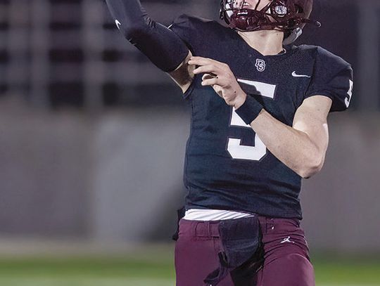 Dripping Springs Tigers win first round of playoffs, advance to Area