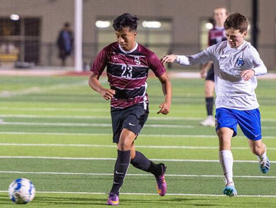 Dripping Springs vs. McCallum: Tiger boys soccer stays perfect in district