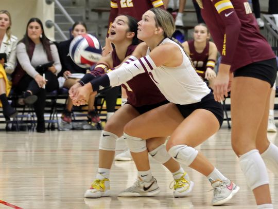 Dripping Springs, Wimberley volleyball seasons end
