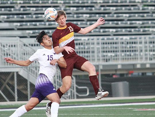 DS soccer season turnaround ends with loss to Mustangs