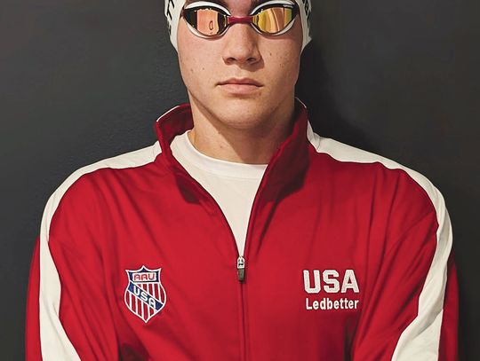DSHS swimmer to represent Team USA