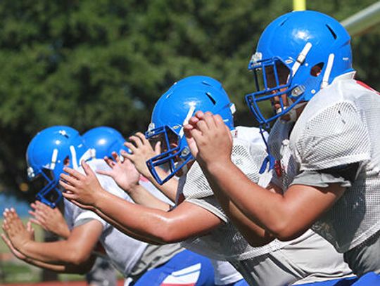 Experience leads Rebel football into 2017