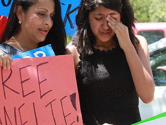 Family advocates for undocumented Buda woman’s release