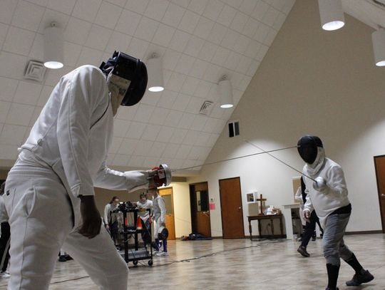 Fencer vies for spot on Panama Olympic team