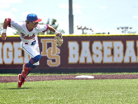Hays baseball perseveres past Canyon