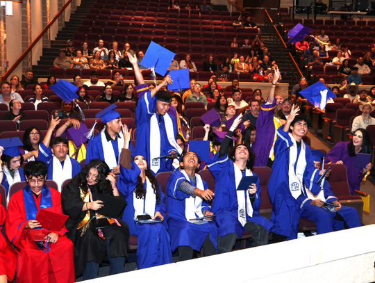 Hays CISD celebrates summer grads
