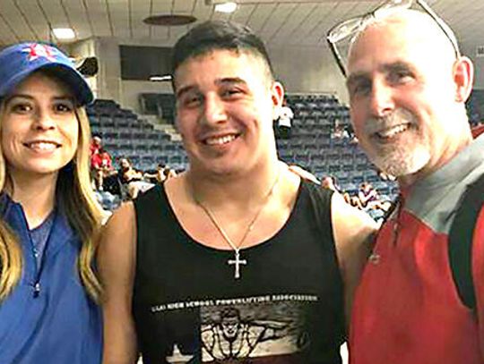 Hays CISD powerlifters place at state