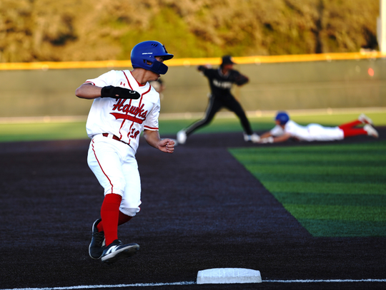 Hays Hawks baseball drops series against Rouse
