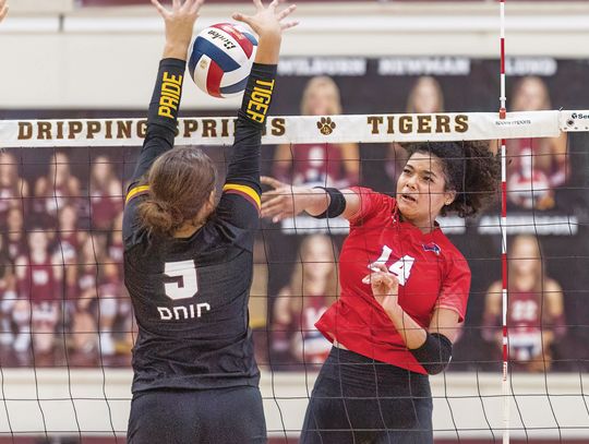 Hays Hawks fall short to Dripping Springs Tigers
