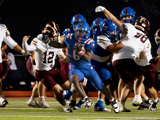 Hays Hawks fall to Dripping Springs Tigers