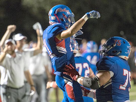 Hays overwhelms Akins to stay unbeaten
