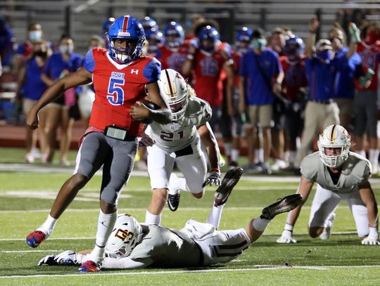 Hays rolls past Eagles 42-7 in district opener