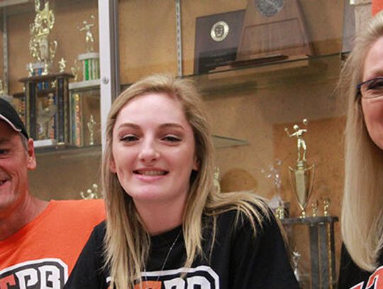 Hays’ Slovak signs with UT Permian Basin