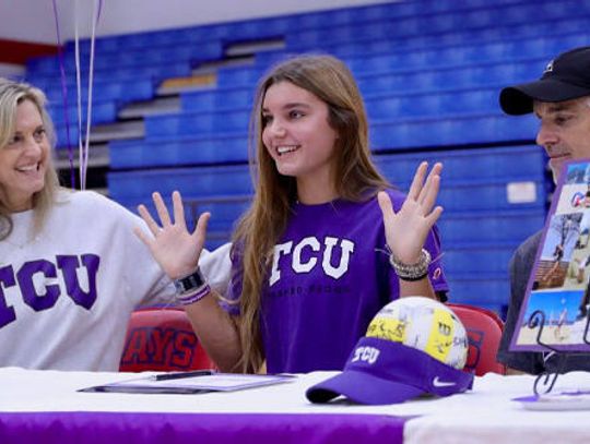 Hays volleyballer signs to play with TCU