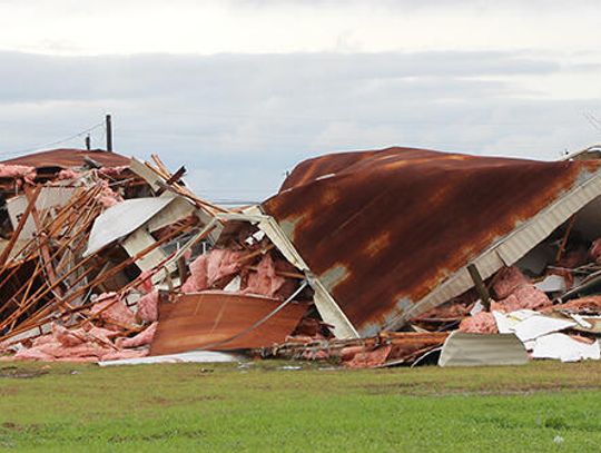 Heavy winds hit Kyle neighbors hard