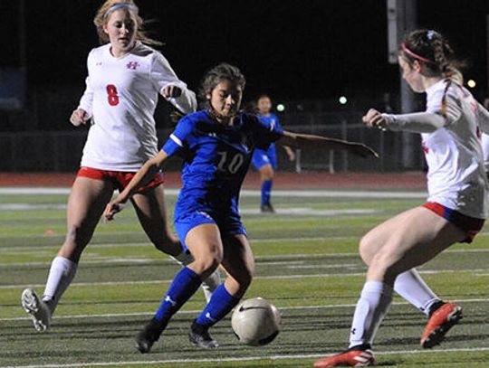 History made; Lady Lobo soccer tops Hays 4-2 to earn first-ever season sweep