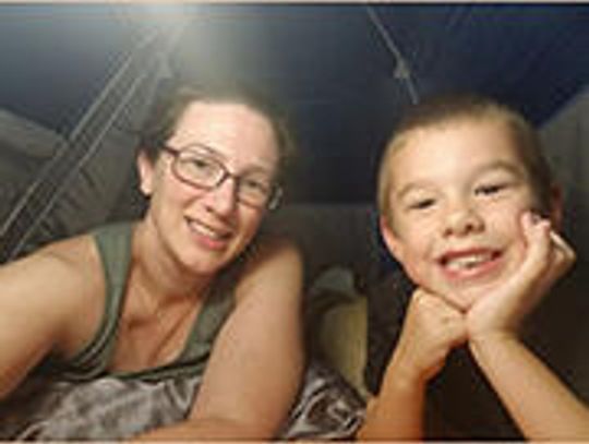 Jennifer  Gale and James Daric Robertson