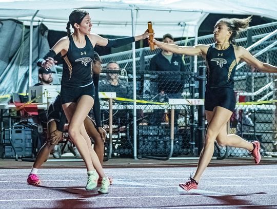 JHS track advances to regionals