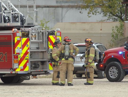 Kyle firefighters respond to flea market