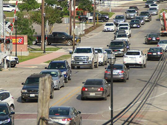 Kyle seeks public transit fix from private sector