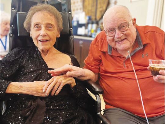 Kyle seniors celebrate 51st wedding anniversary